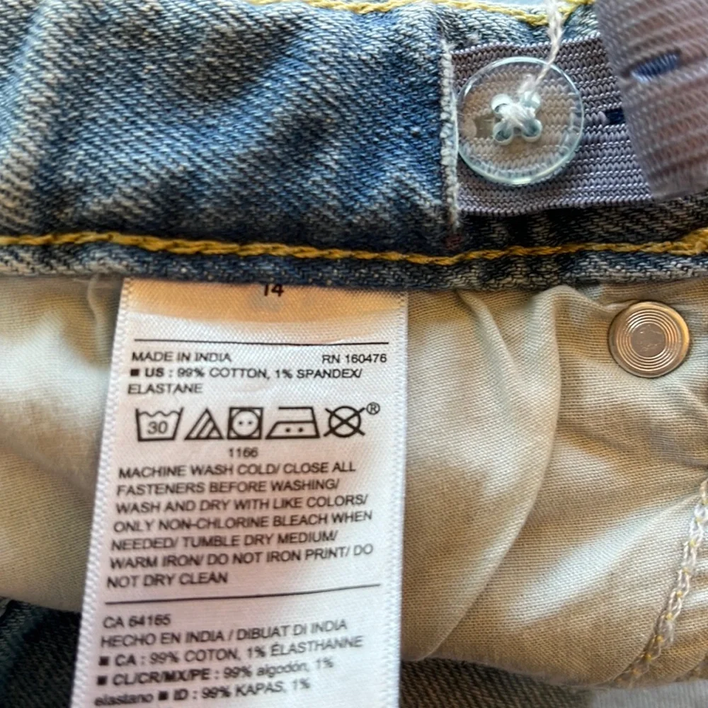 Old Navy | Boy’s Distressed Skinny Jeans sz 14